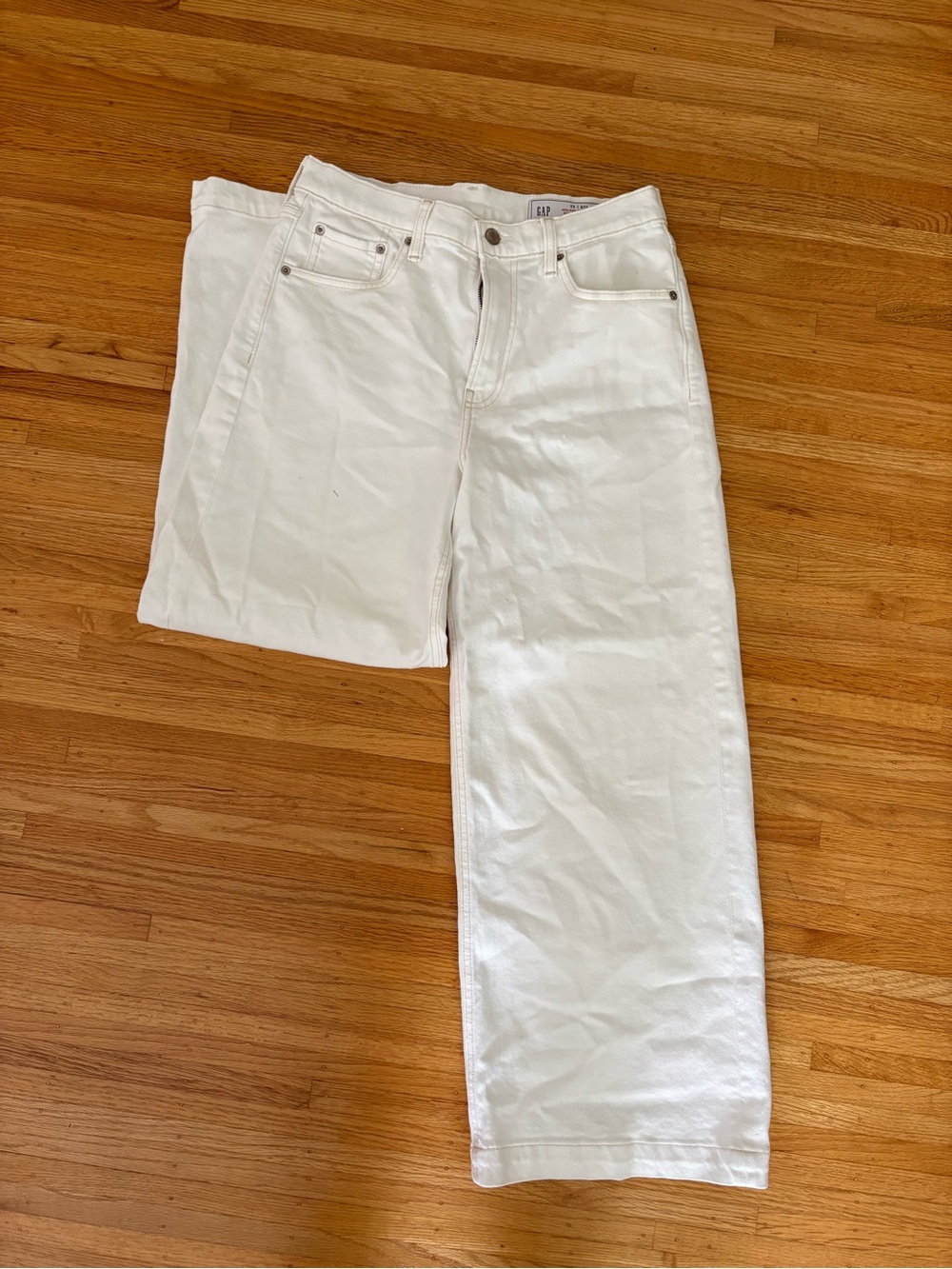 GAP White Women's Straight-Leg Jeans